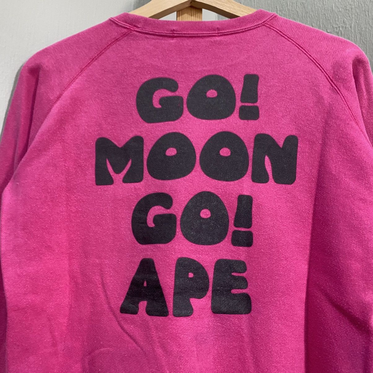 Bape Vintage Bape Baby Milo NASA Astronaut Raglan Sweatshirt Pink Size XS / US 0-2 / IT 36-38 - 6 Thumbnail