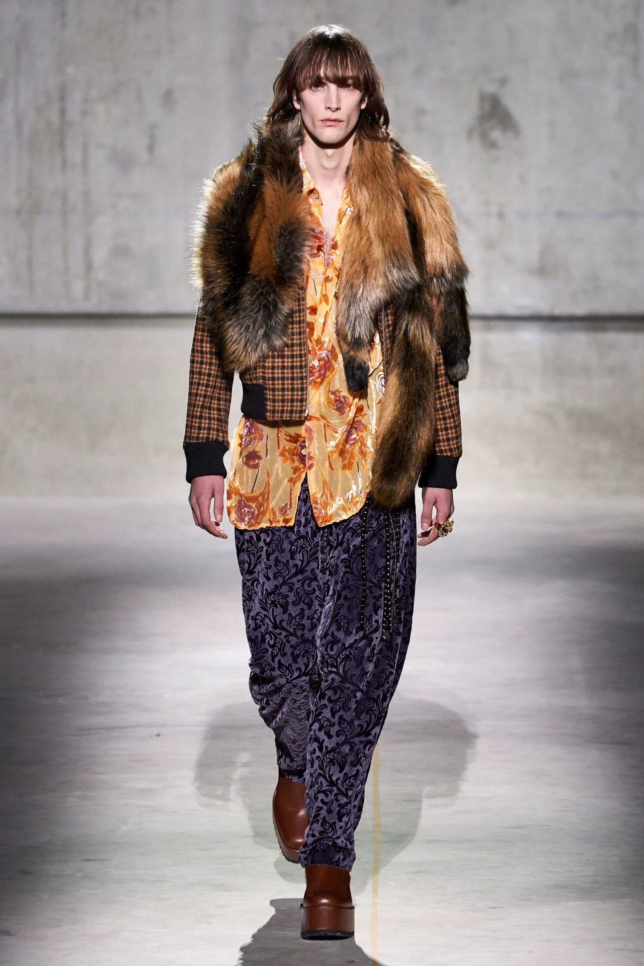 Dries Van Noten Dries Van Noten 20AW Faux Fur Fox Stole Size ONE SIZE - 8 Thumbnail