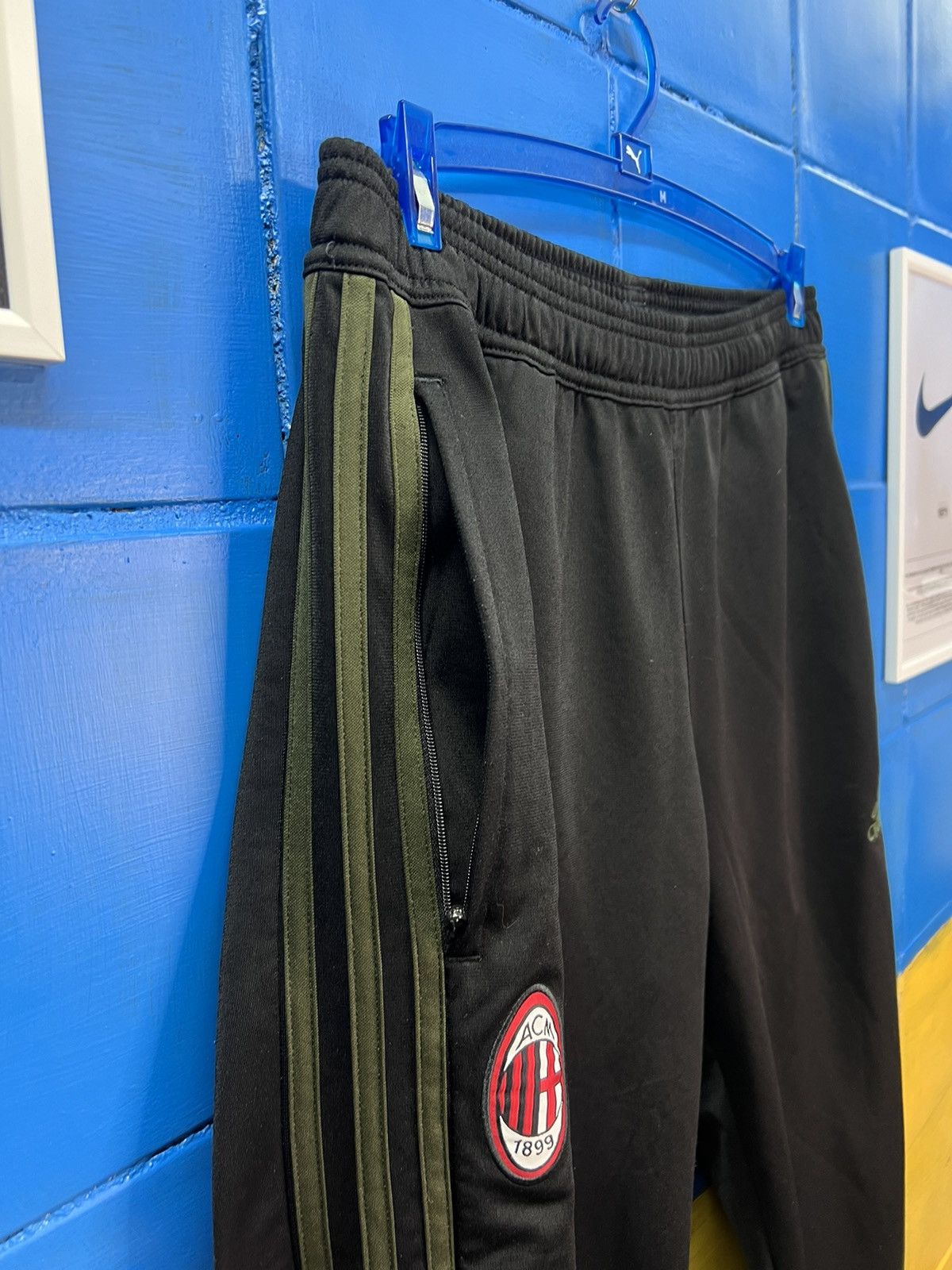 Adidas × Vintage ADIDAS AC MILAN 2016 ROSSONERI PANTS SOCCER Size US 32 / EU 48 - 2 Thumbnail
