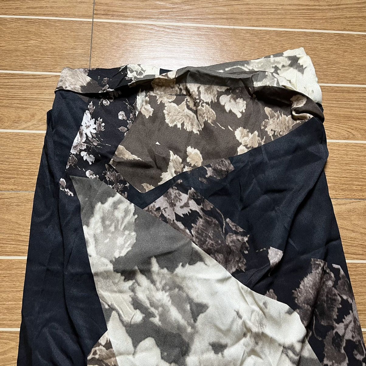 Dries Van Noten Dries Van Noten Flower Art Design Silk Skirt Size 34" / US 12 / IT 48 - 2 Thumbnail