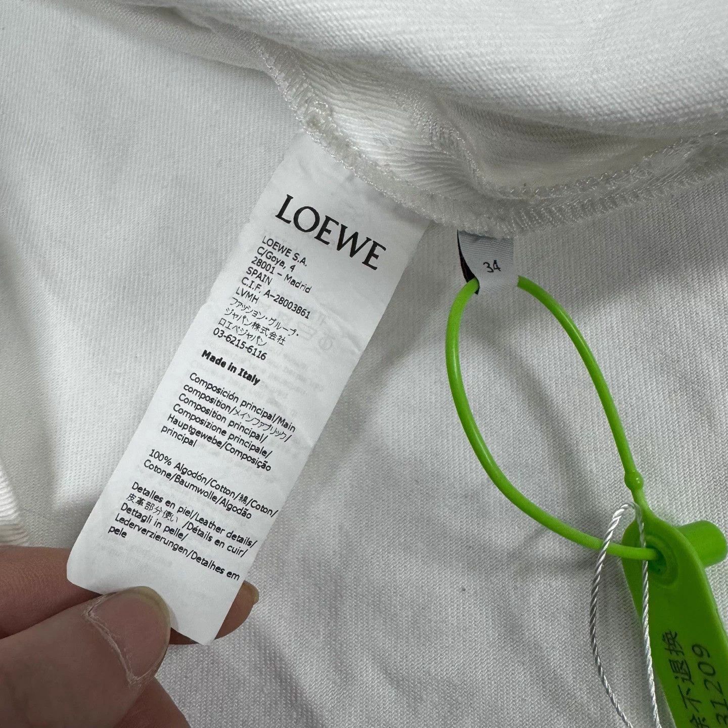 Loewe LOEWE leather logo patch oversized shirt jacket 34 Size XXS / US 00 / IT 34 - 8 Thumbnail