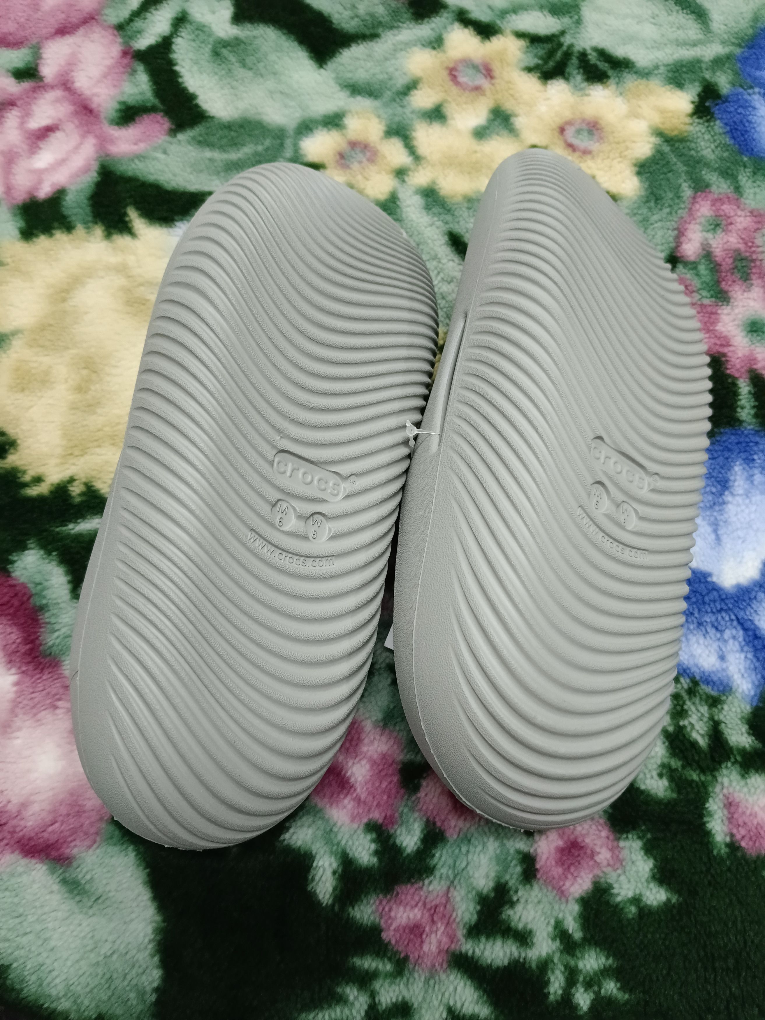 Crocs Mellow Recovery Stucco Unisex Clog - Crocs(M6-W8) Size US 6 / EU 39 - 6 Thumbnail