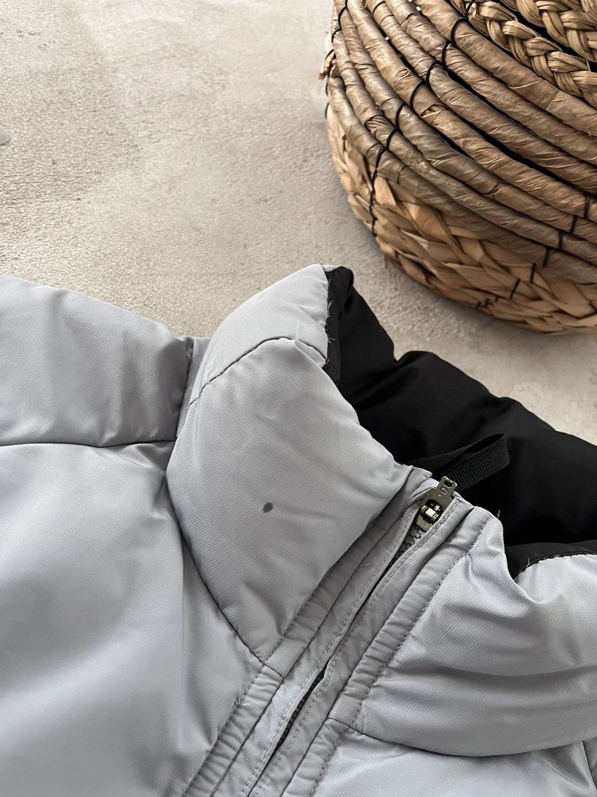 Nike Vintage Nike ACG Outdoor Blue Down Jacket Avantgarde Y2K Size US L / EU 52-54 / 3 - 11 Thumbnail