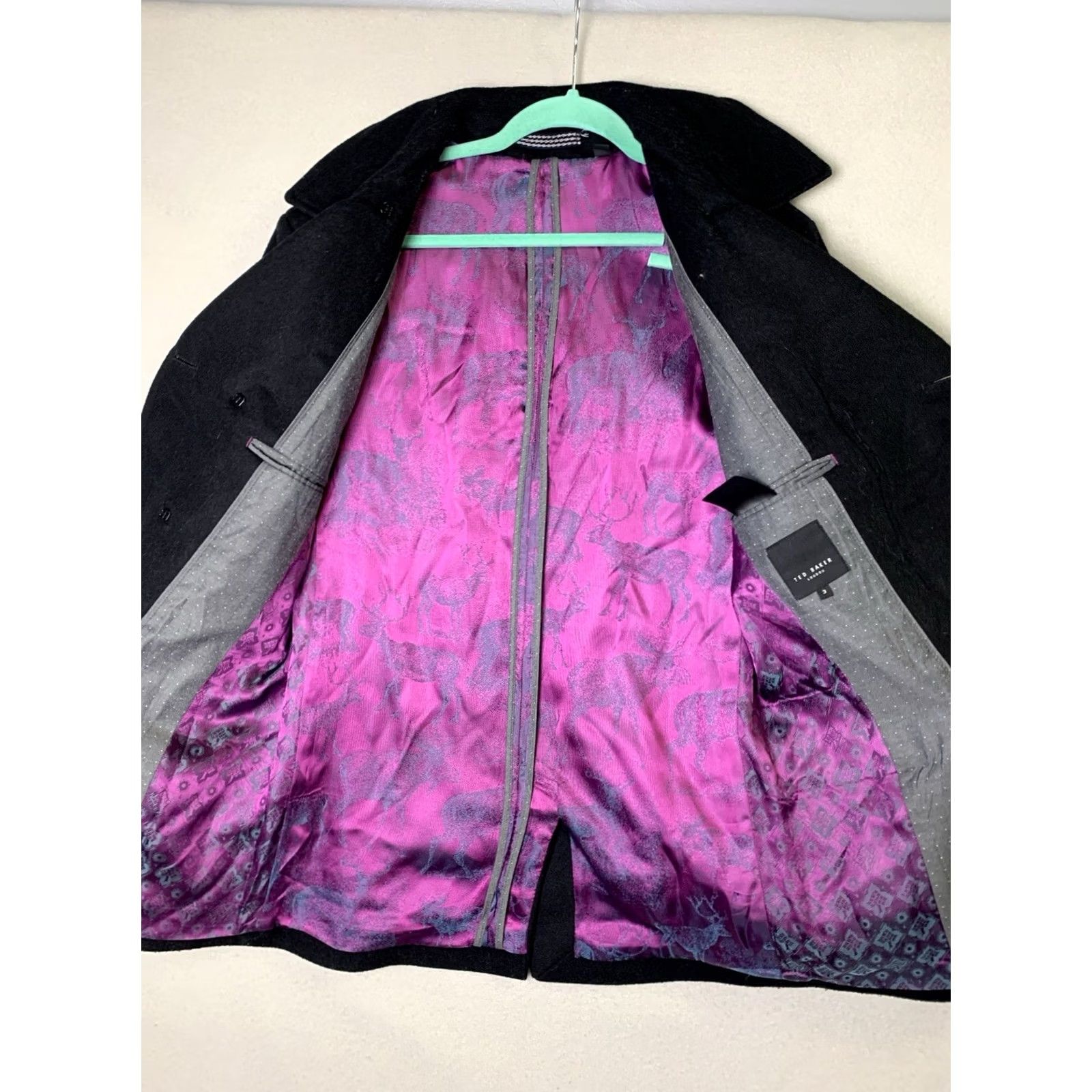 Ted Baker VINTAGE Ted Baker Double Breasted Coat Woman Sz 3 Black W/Purple Deer Lining Wool Blend Size XS / US 0-2 / IT 36-38 - 3 Thumbnail