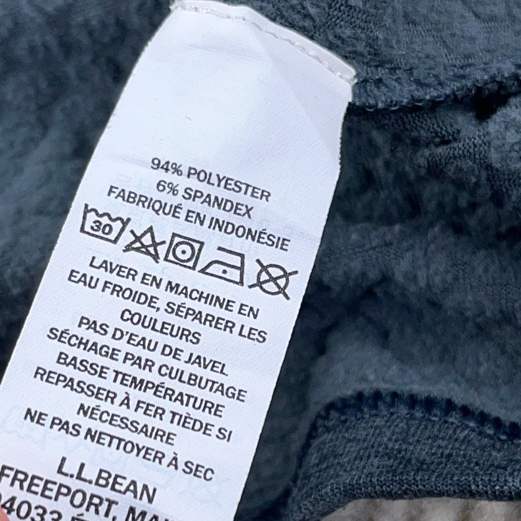Vintage LL Bean Sweater Men 2XL Blue Pullover 1/4 Zip Mock Neck Pullover Performance Wicking Activewear Casual Lightweight Size US XXL / EU 58 / 5 - 7 Thumbnail