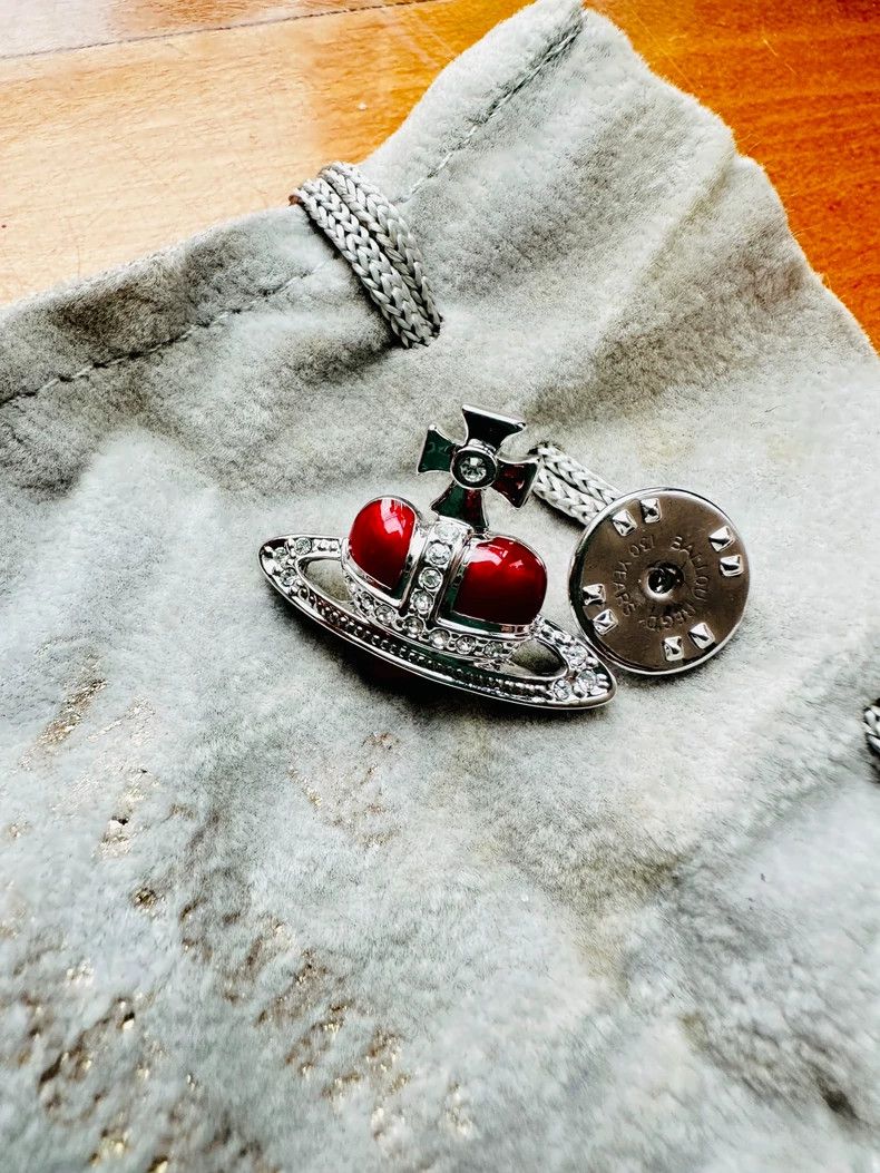 Vivienne Westwood Vivienne Westwood Limited Edition Red Heart Saturn Brooch Size ONE SIZE - 5 Thumbnail