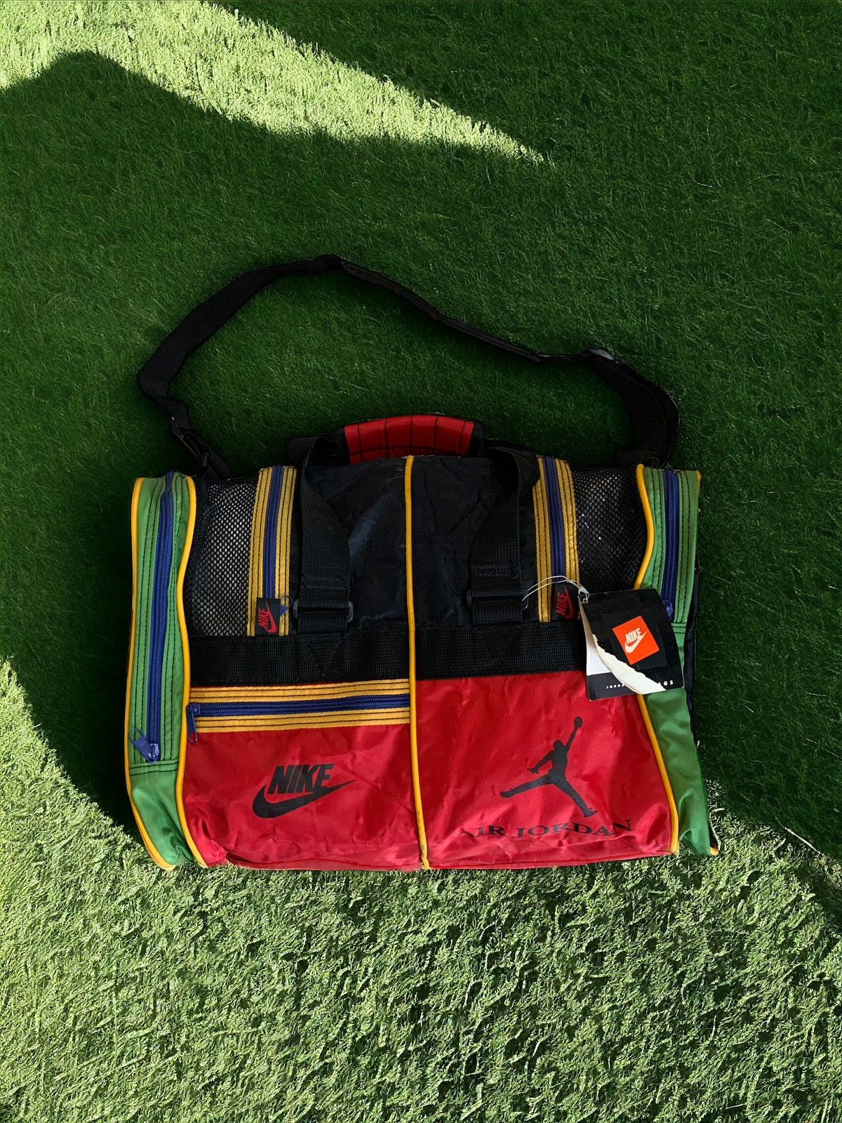 Nike Vintage NIKE JORDAN Sport Duffle Bag Size ONE SIZE - 4 Thumbnail