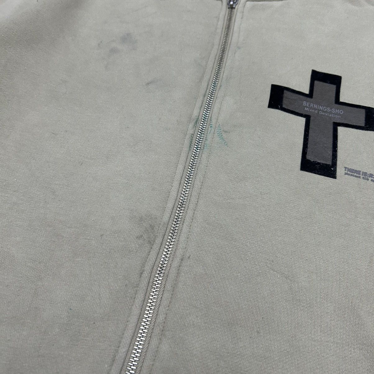 BERNINGS SHO Vintage Y2K Japanese BERNINGS SHO Cross Logo Full Zip Hoodie Size US L / EU 52-54 / 3 - 16 Thumbnail
