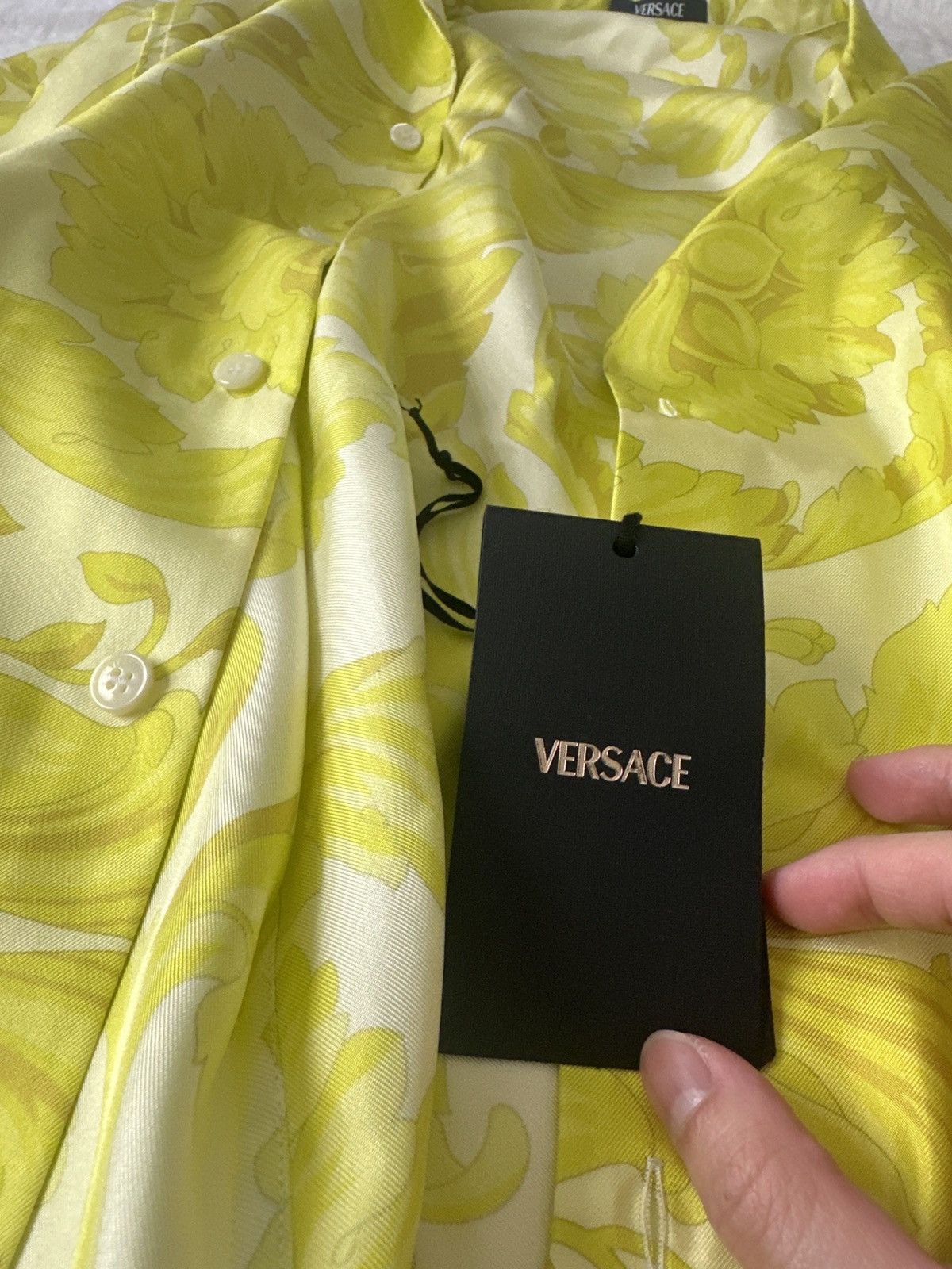 Versace Versace Baroque Silk shirt Size US S / EU 44-46 / 1 - 5 Thumbnail