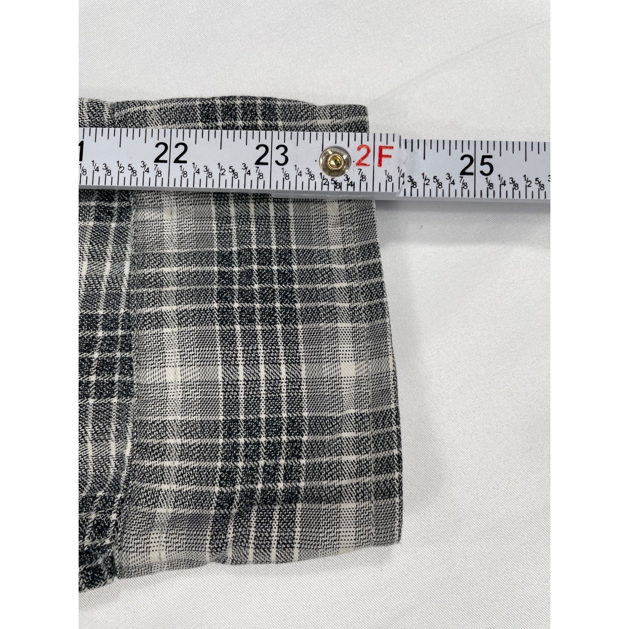 DKNY DKNY SKU 7645 Mens Gray Plaid Long Sleeve Button Down Shirt Size US XL / EU 56 / 4 - 8 Thumbnail