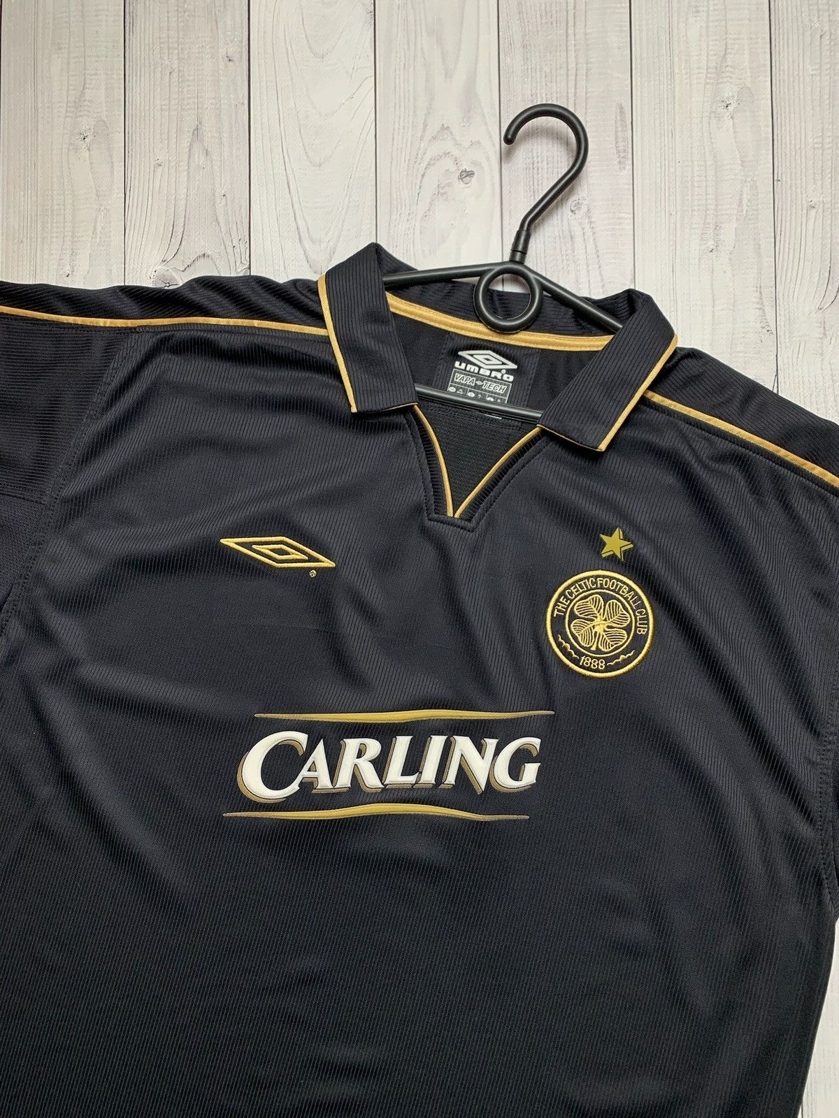 Umbro × Vintage Vintage Celtic Umbro soccer jersey size XL logo Size US XL / EU 56 / 4 - 2 Thumbnail