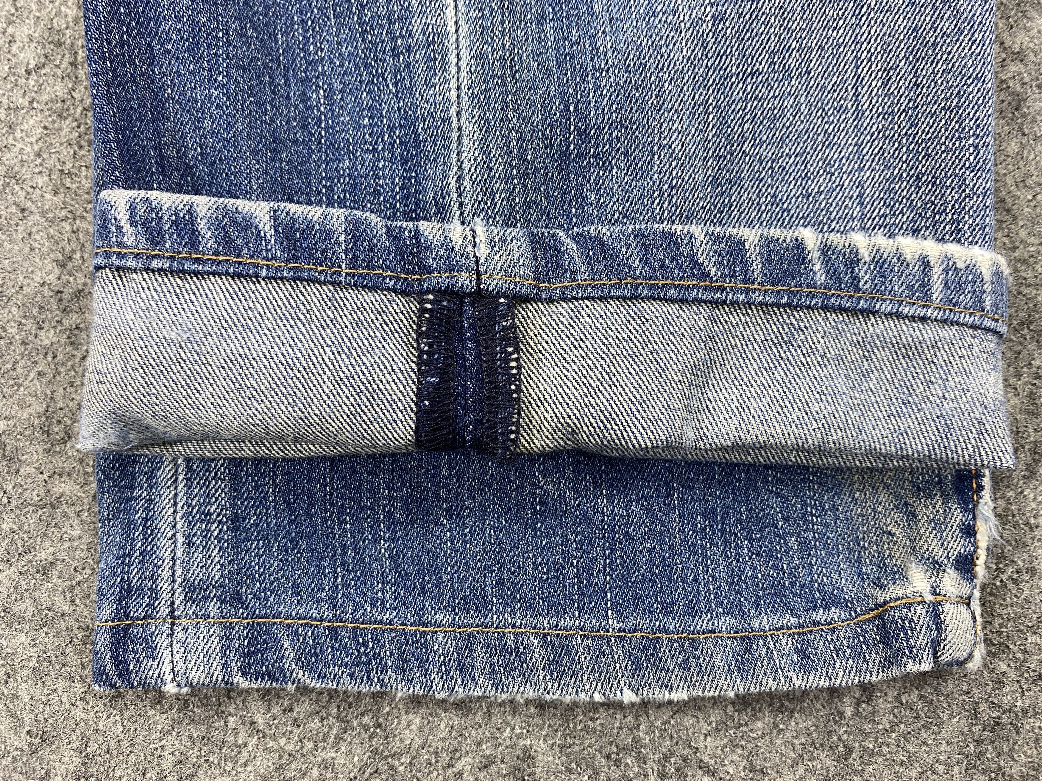 Levi's Distressed Blue Levi's 502 Jeans 33x30 Denim JN1493 Size US 33 - 12 Thumbnail