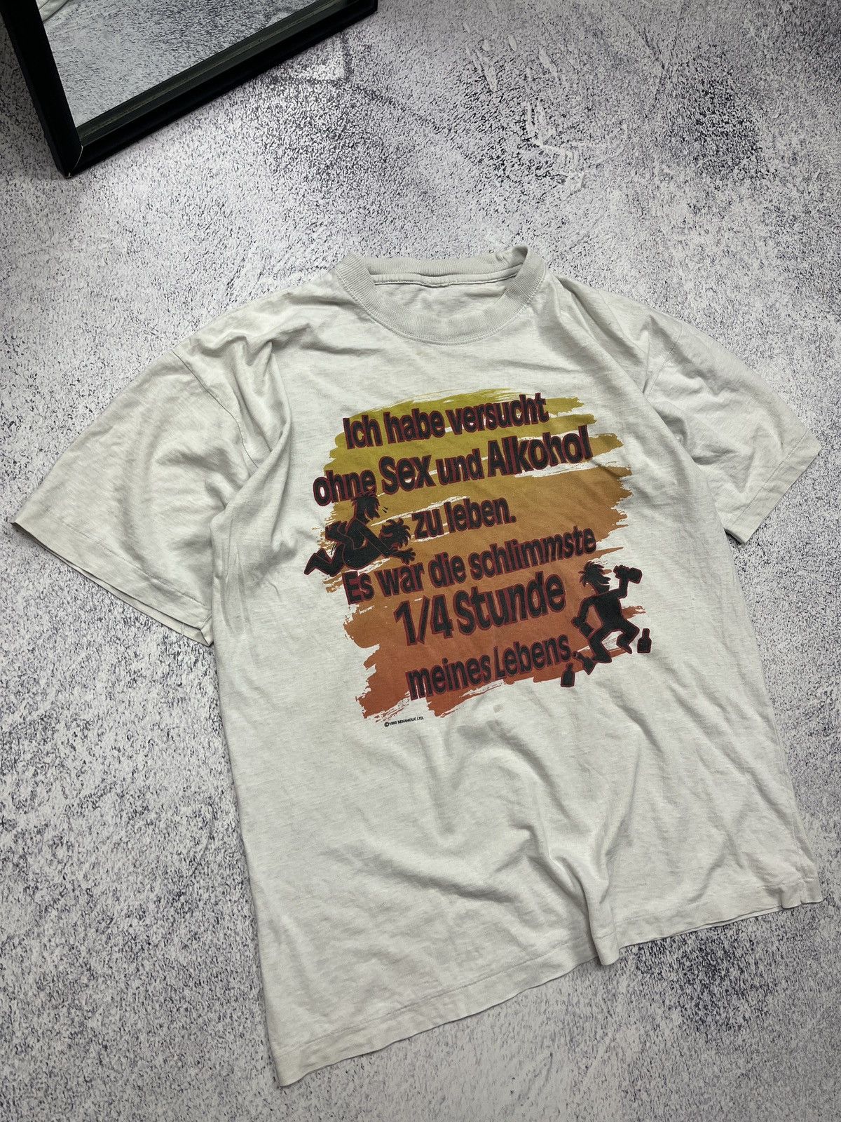 Vintage Vintage Sexaholic 1990’s Single Stitch Sex Alcohol T-shirt Size US XL / EU 56 / 4 - 4 Thumbnail