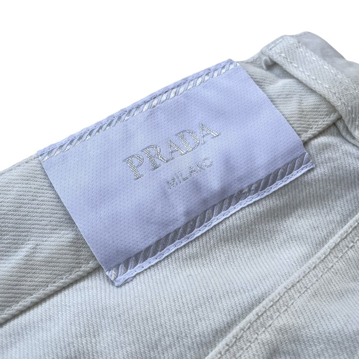 Prada Prada Milano Easy Fit Offwhite Designer Denim Size US 31 - 8 Thumbnail
