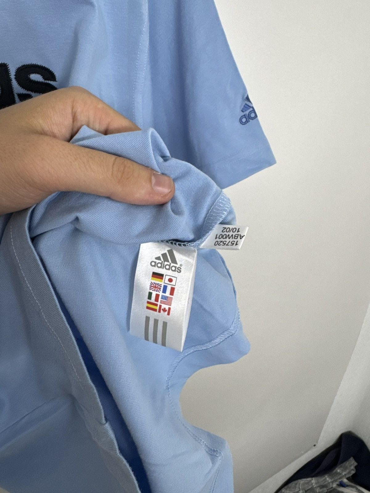 Adidas Vintage Adidas Big Logo T-Shirt 90’s Size US S / EU 44-46 / 1 - 8 Thumbnail