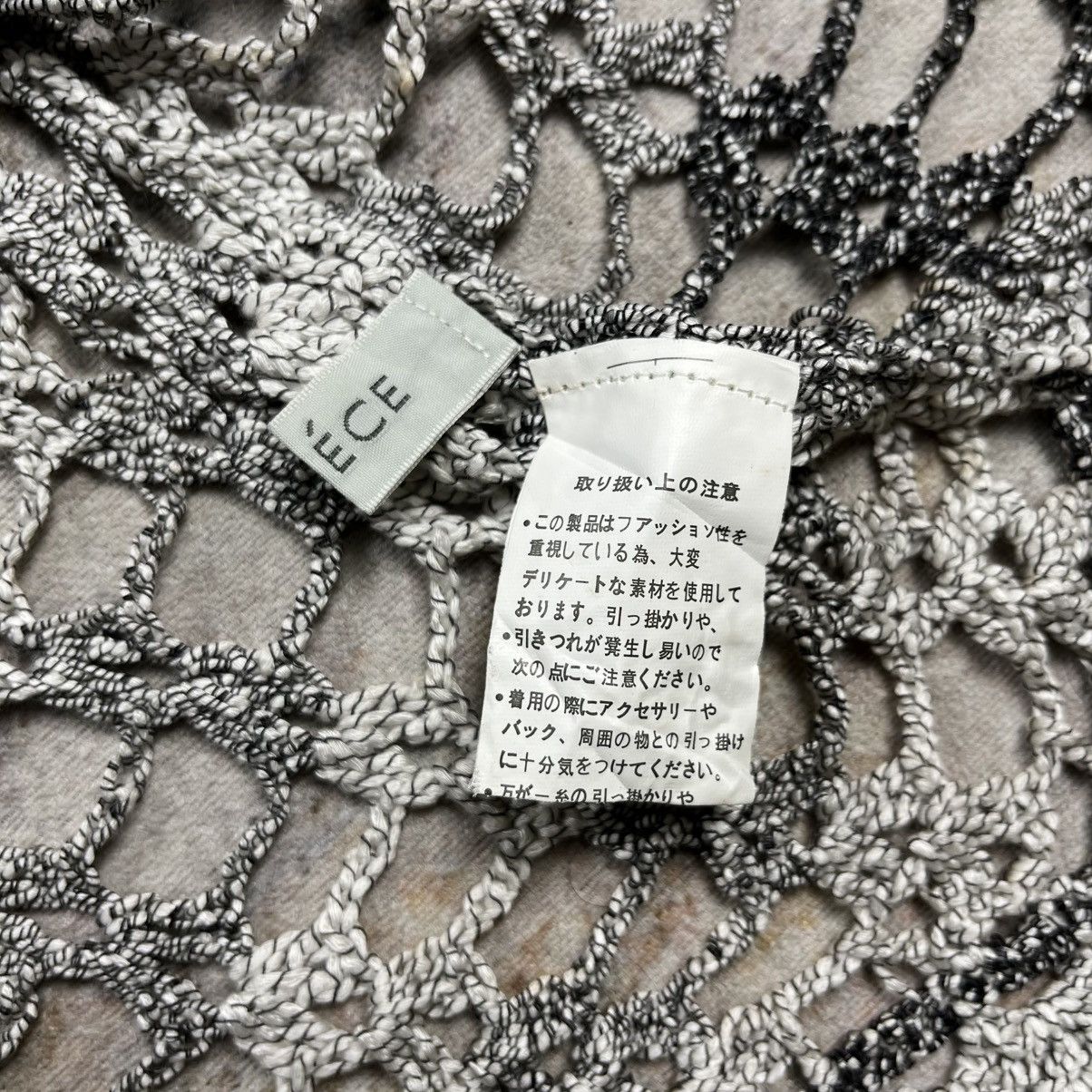 20471120 2000s Lunece - LSD Knitted Top Size US M / EU 48-50 / 2 - 8 Thumbnail