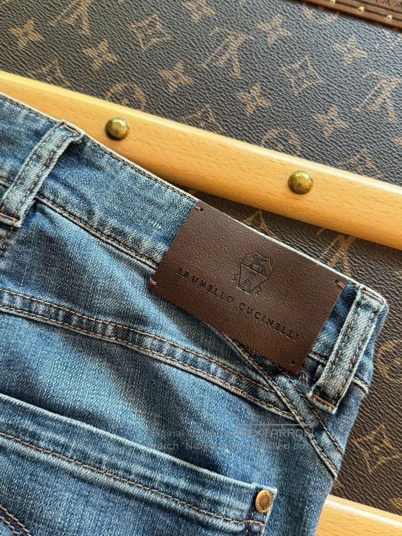 Brunello Cucinelli Brunello Cucinelli Blue Denim Jeans 36. Size US 36 / EU 52 - 2 Thumbnail
