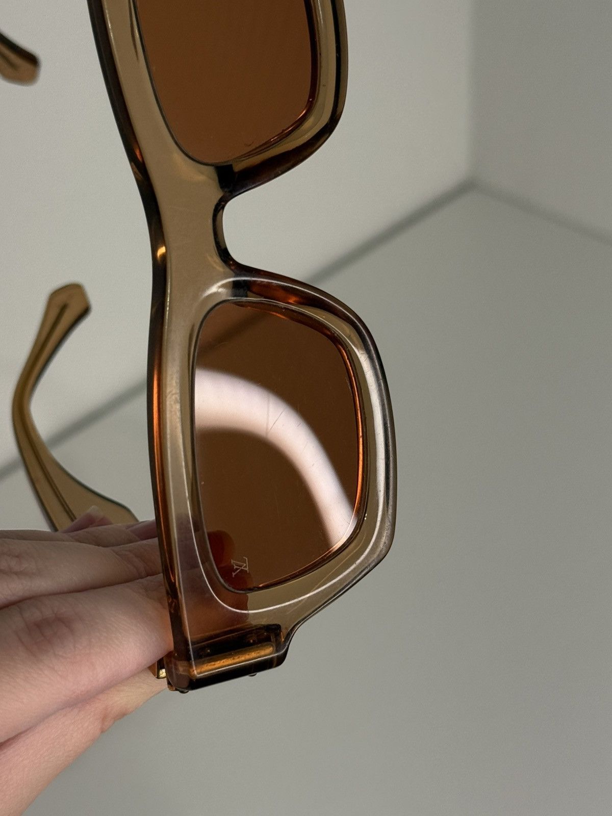 Louis Vuitton Louis Vuitton x NBA Charleston Sunglasses Size ONE SIZE - 8 Thumbnail