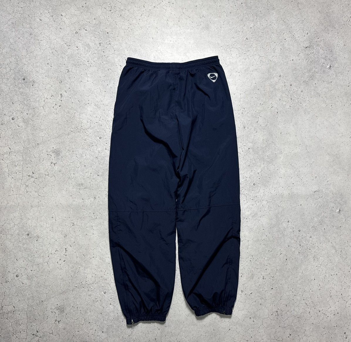 Nike Nike Vintage Nylon Track Suit Jacket & Pants Drill Swoosh Size US S / EU 44-46 / 1 - 18 Thumbnail