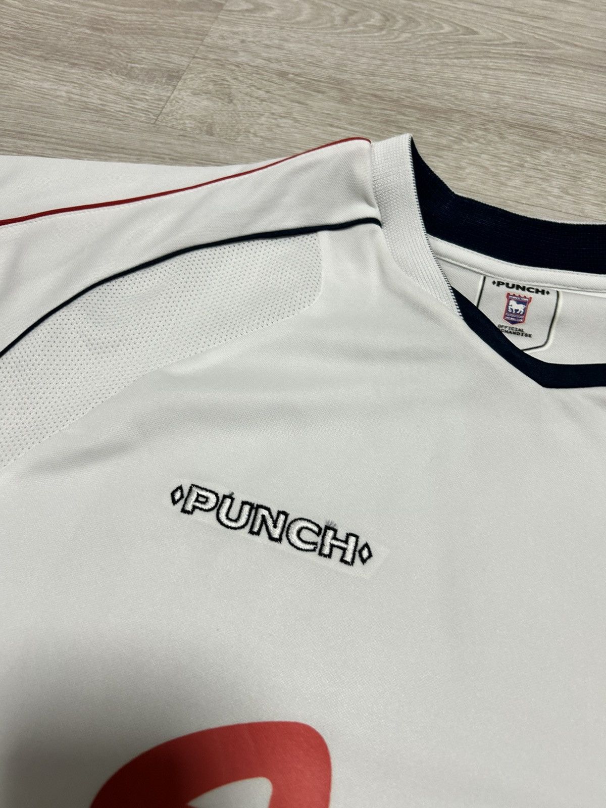 Vintage Vintage PUNCH Jersey Ipswich Town 2006/07 size S Size US S / EU 44-46 / 1 - 4 Thumbnail