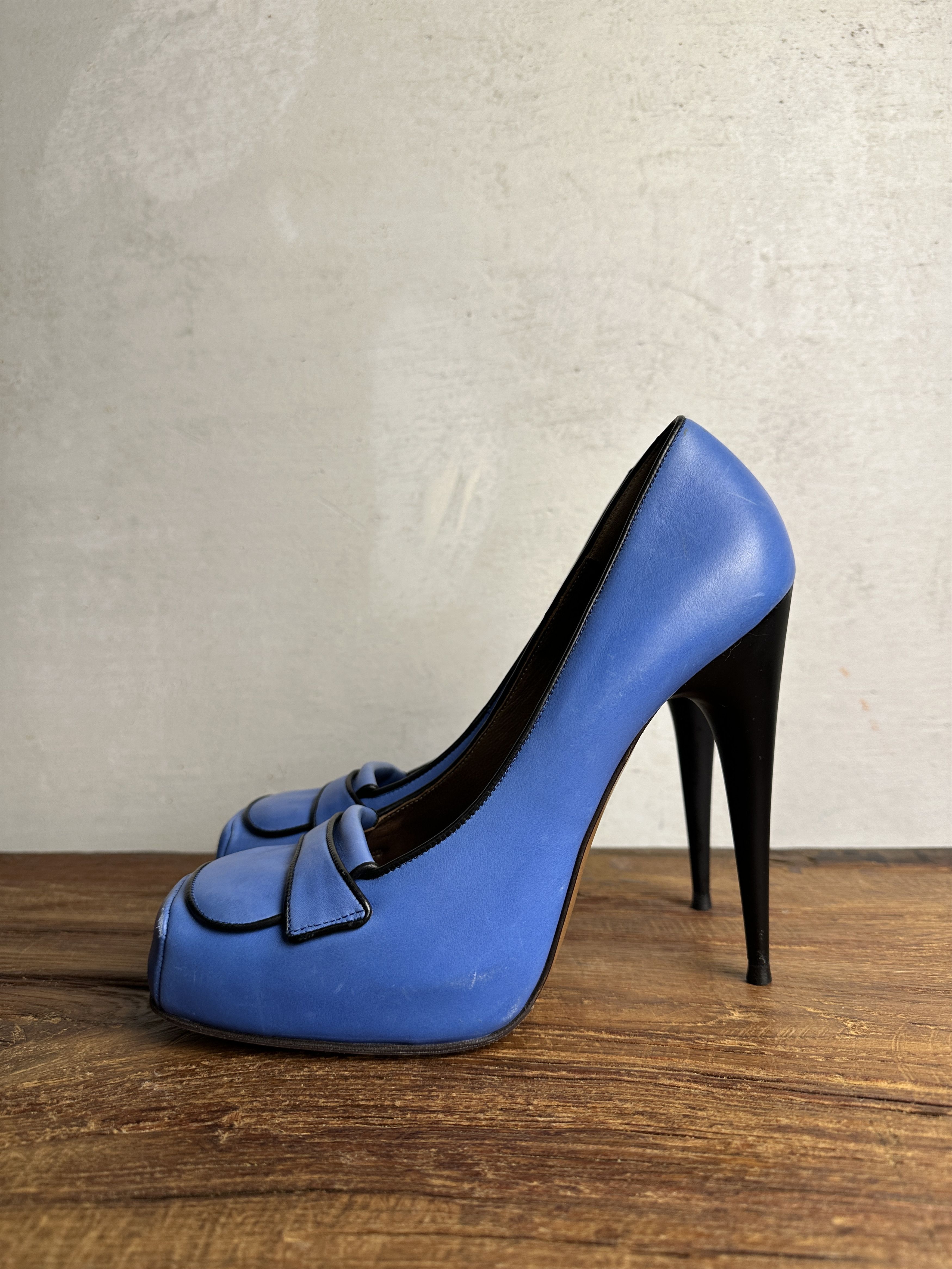 Marni Marni Blue Leather Platform Loafer Pumps Size US 10 / IT 40 - 1 Thumbnail