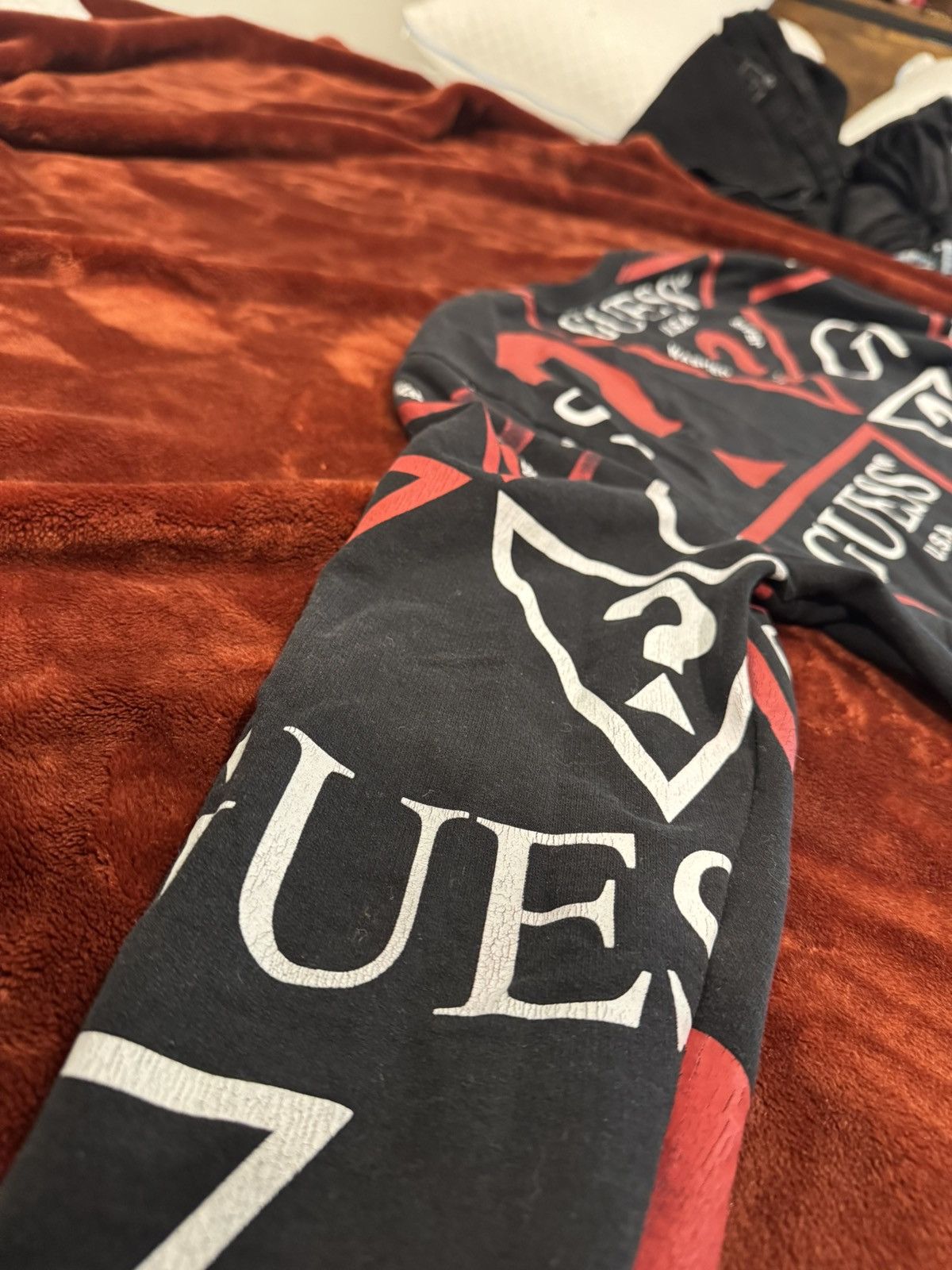 Guess Guess long sleeve Size US M / EU 48-50 / 2 - 16 Thumbnail