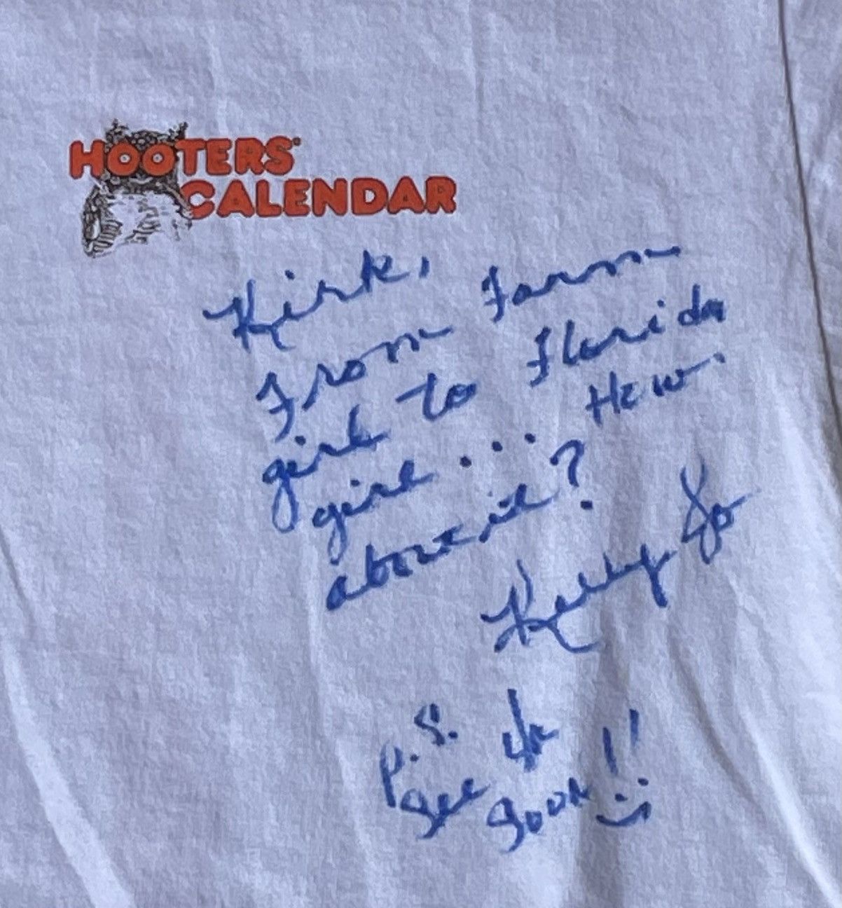 Vintage 1995 Native Sun Signed Hooters Calendars Model T Shirt Size US XL / EU 56 / 4 - 4 Thumbnail