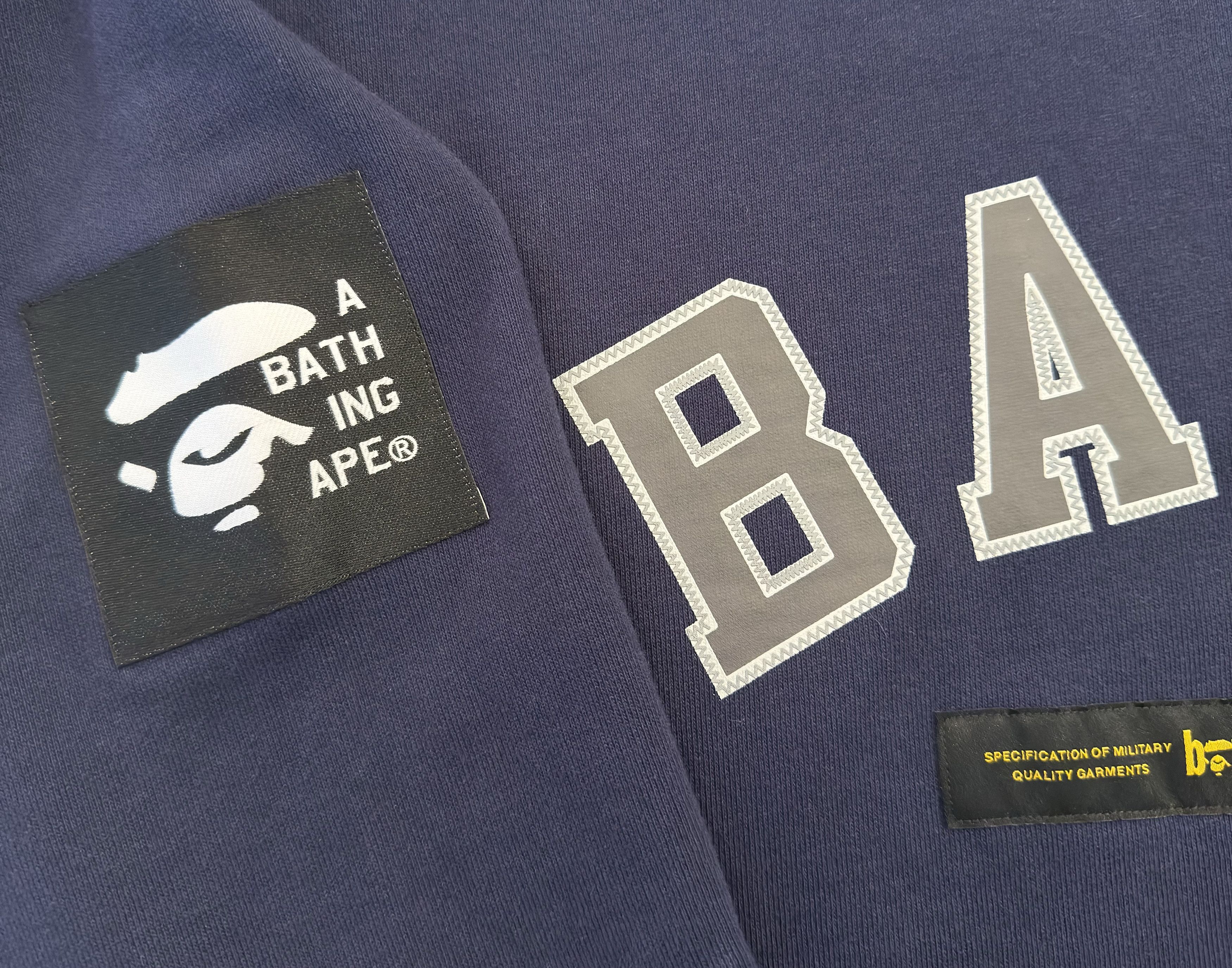 Bape Multi Label Relaxed Fit Crewneck Size US M / EU 48-50 / 2 - 4 Thumbnail