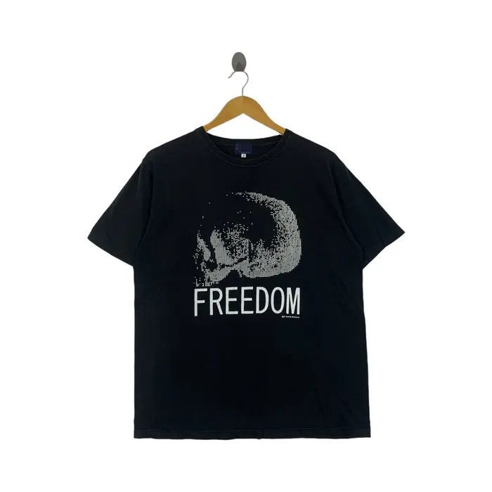 Takeo Kikuchi Vintage TAKEO KIKUCHI JAPAN Bones Skull Artwork Tee Shirt Size M / US 6-8 / IT 42-44 - 1 Thumbnail