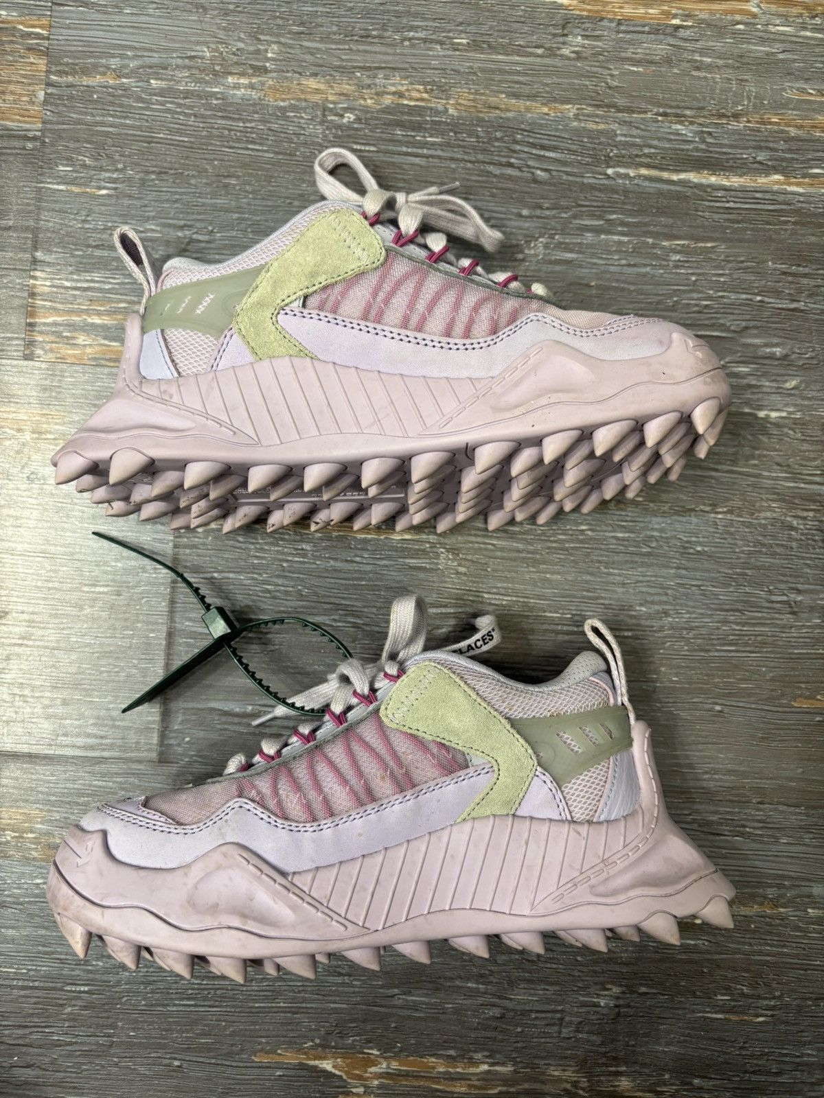 Off-White Off White ODSY-1000 Low Top Sneaker Size 5 Size US 5 / IT 35 - 3 Thumbnail