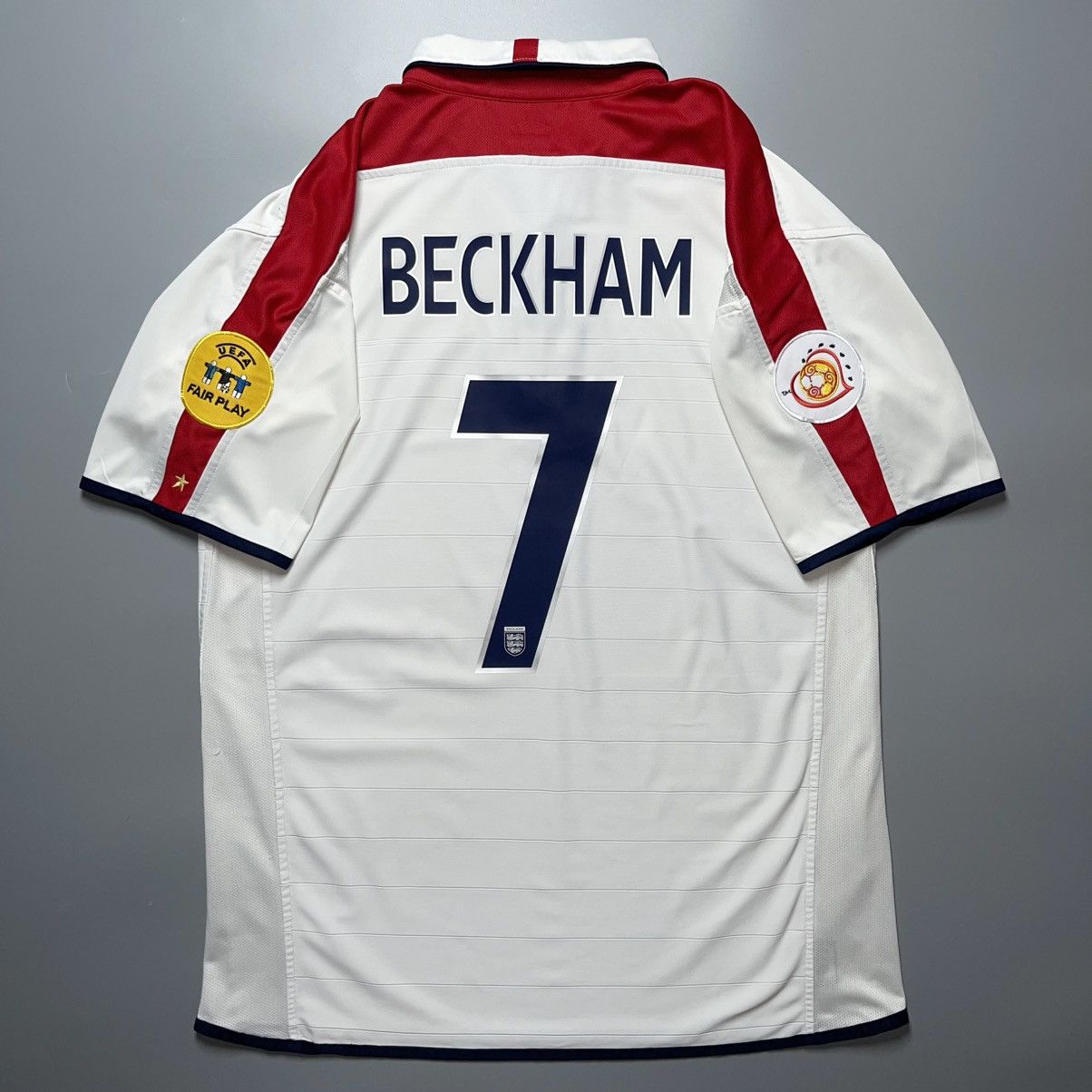 Umbro ENGLAND UMBRO 2004 EURO FOOTBALL HOME JERSEY #7 BECKHAM Size US XL / EU 56 / 4 - 1 Thumbnail