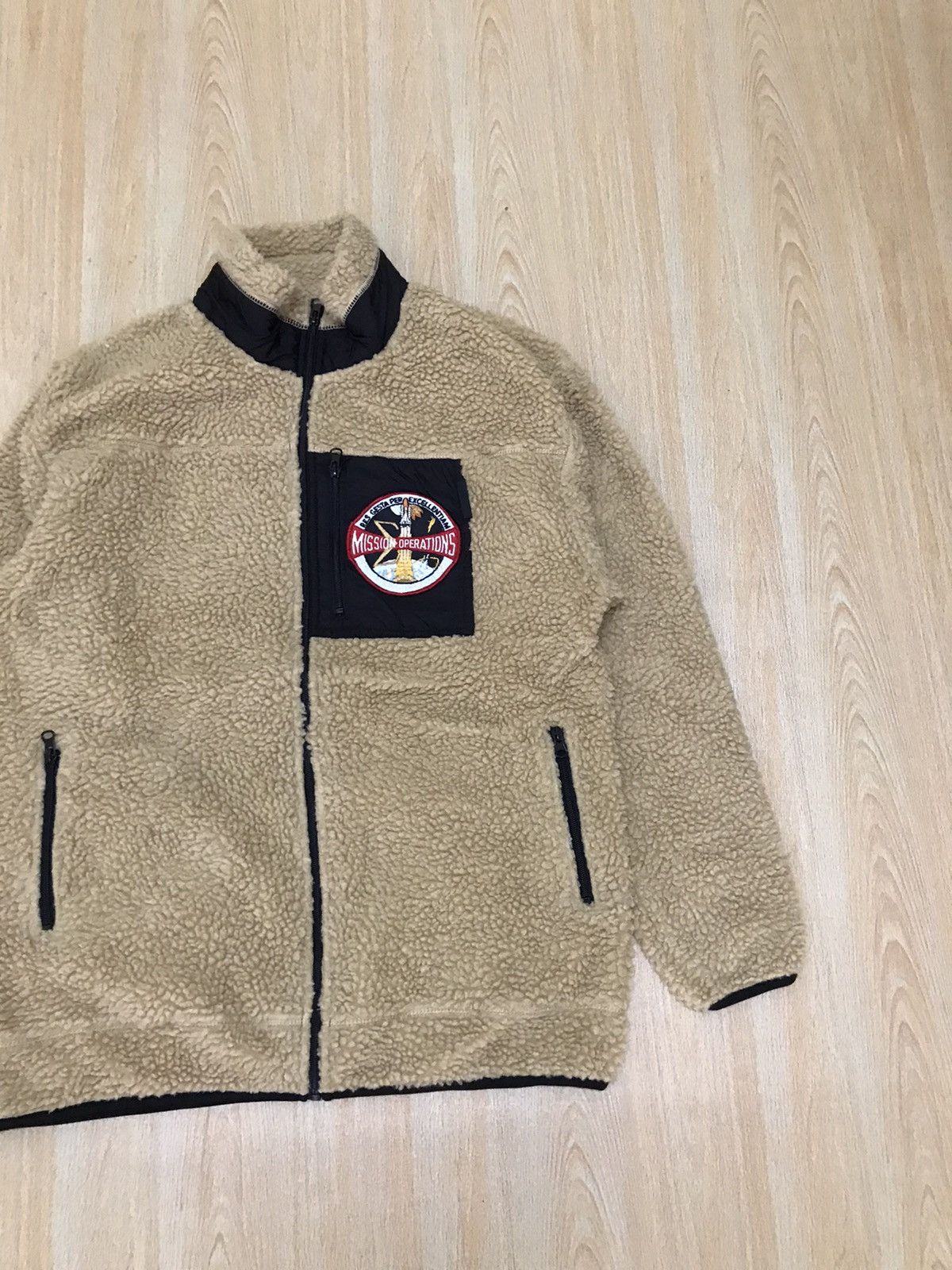 NASA × Vintage Vintage NASA Mission Operation Fleece Jacket Size US L / EU 52-54 / 3 - 5 Thumbnail