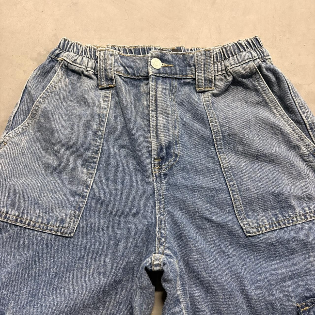 Vintage Crazy Vintage Y2K/2000s Baggy Grunge Cargo Medium Blue Wash Denim Jeans! Size US 28 / EU 44 - 2 Thumbnail