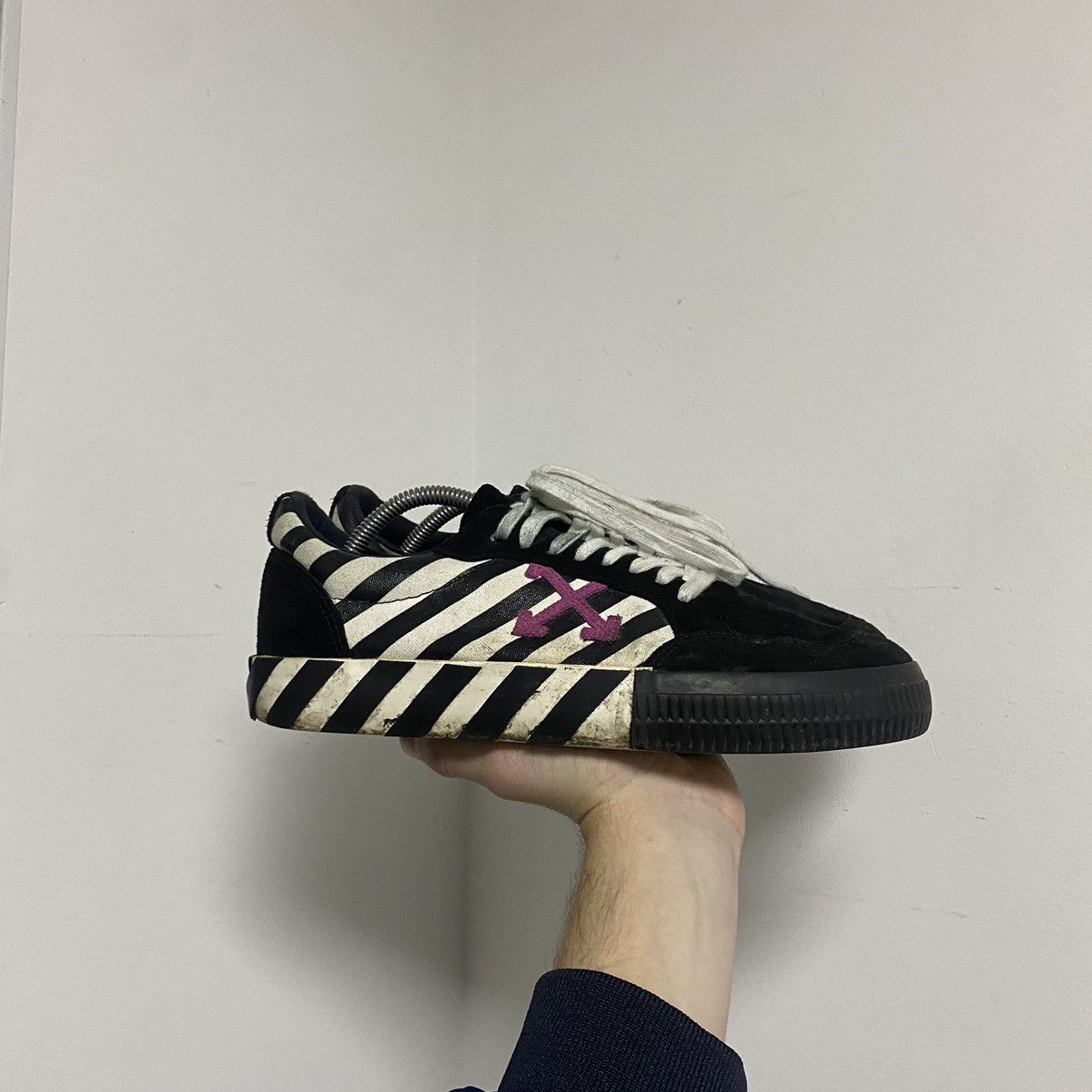 Off-White Off White Sneakers Size US 8 / EU 41 - 1 Thumbnail