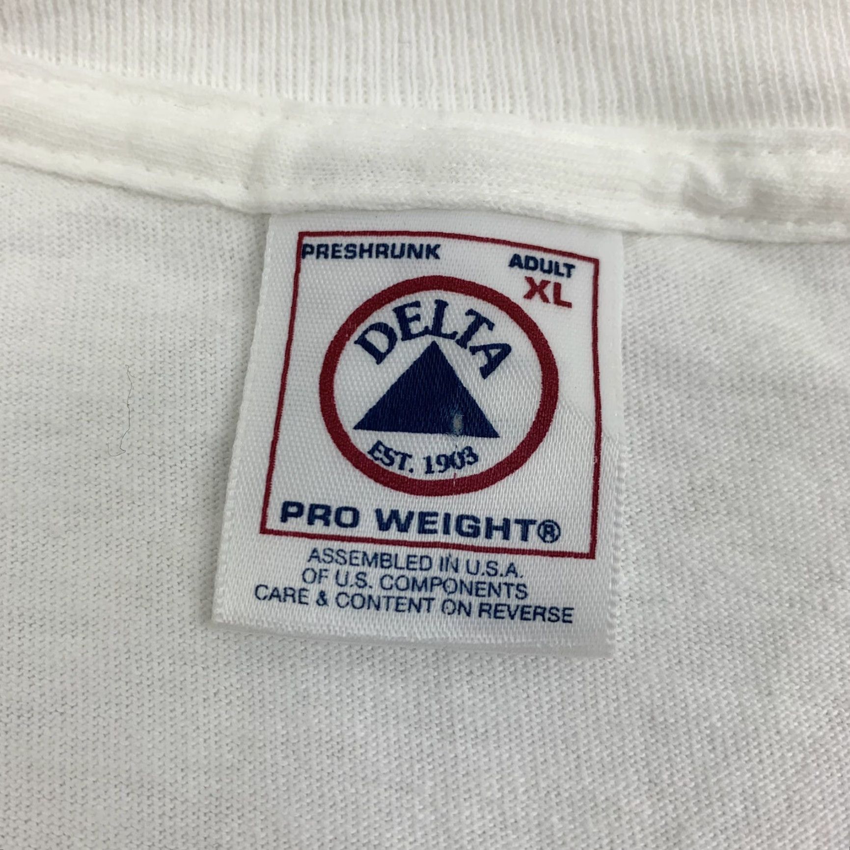 Delta VINTAGE 60 Year Old T Shirt Adult XL White Im Not 60 Im 59.95 Funny Graphic Tee Mens Shirt 90s American Vintage Size US XL / EU 56 / 4 - 6 Thumbnail