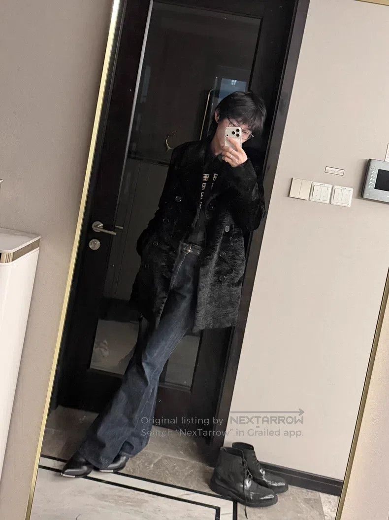 Saint Laurent Paris Saint Laurent Paris Black Snake Chain Recycled Fur Court S Size US M / EU 48-50 / 2 - 9 Thumbnail