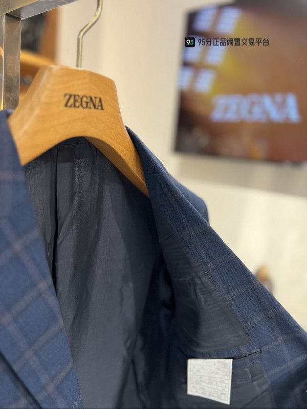 Ermenegildo Zegna Zegna Men's Check Lapel Long Sleeve Blazer. Size US M / EU 48-50 / 2 - 2 Thumbnail
