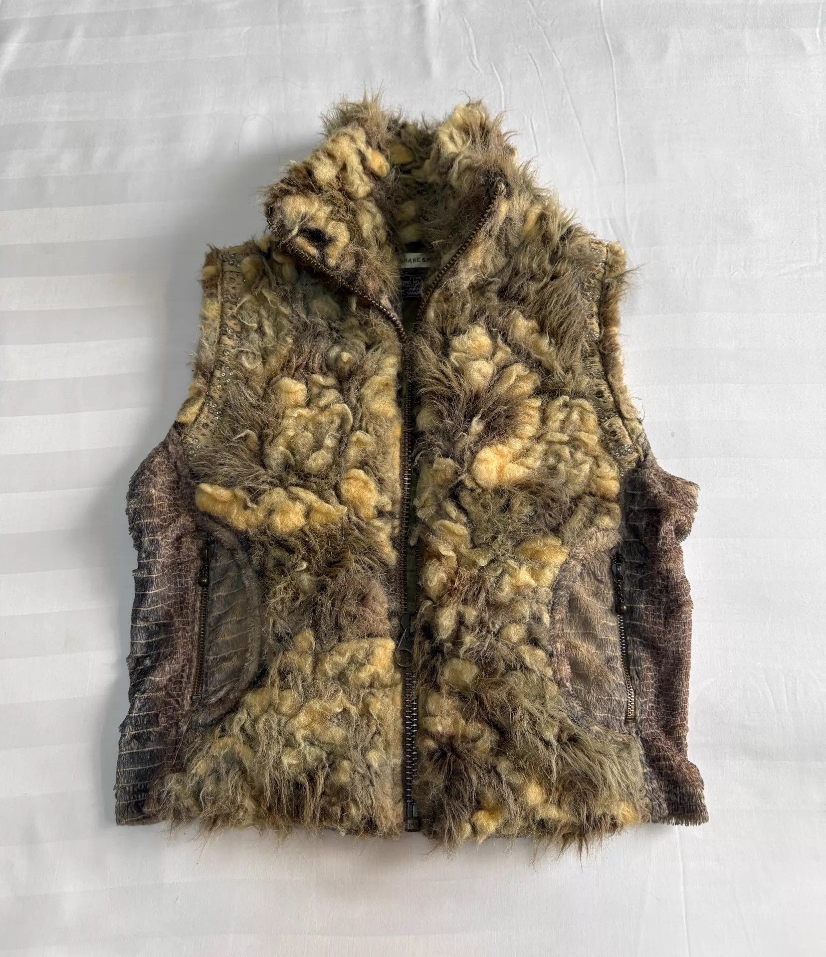 Other Vintage Japanese Visual Kei Faux Fur Vest 36 Slim Shoulder Cuff Rhinestone Side Animal Leather Trim Size XS / US 0-2 / IT 36-38 - 1 Thumbnail