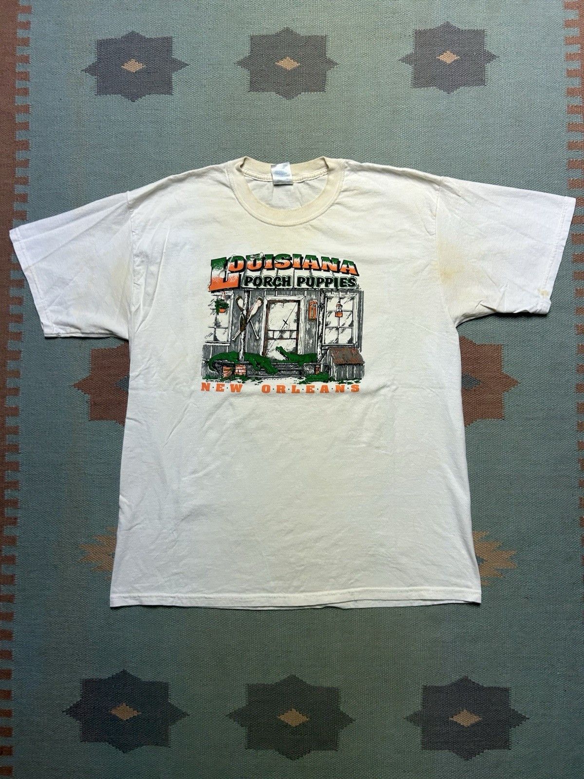 Vintage Vtg t shirt Louisiana porch puppies crocodile distress XL Size US XL / EU 56 / 4 - 1 Thumbnail