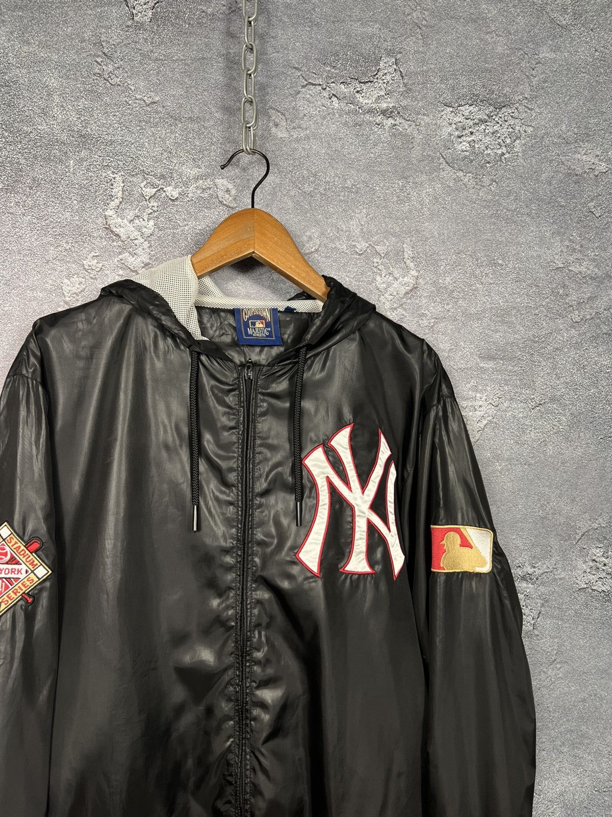 New York Yankees Vintage Majestic New York Yankees MLB Track Top Jacket Size US XL / EU 56 / 4 - 3 Thumbnail