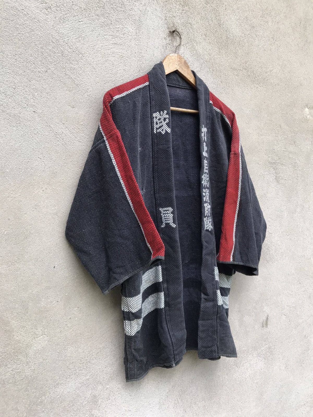 Japanese Brand RARE VINTAGE KIMONO FIREMAN BORO SASHIKO SAMURAI JACKET Size US M / EU 48-50 / 2 - 4 Thumbnail
