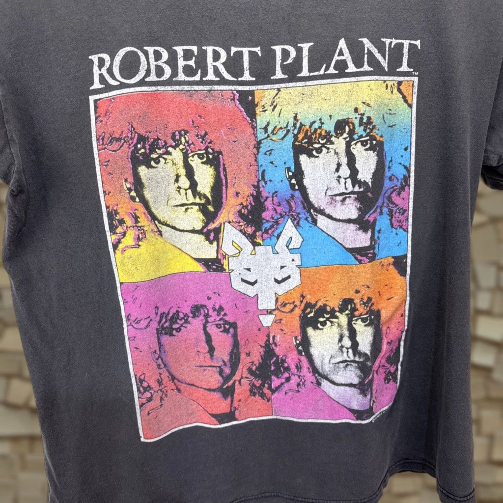 Ford VINTAGE Spring Ford 1990s Band T-Shirt Mens Medium Black 90s Music Tour Led Zeppelin Nirvana Robert Plant Size US M / EU 48-50 / 2 - 1 Thumbnail