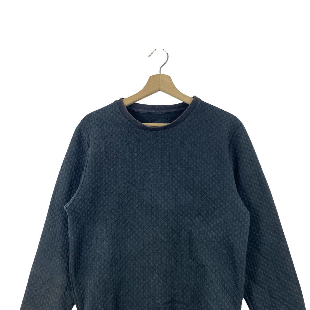 Vintage Vintage MARCIANO LOS ANGELES Quilted Textured Sweatshirt Size US M / EU 48-50 / 2 - 2 Thumbnail