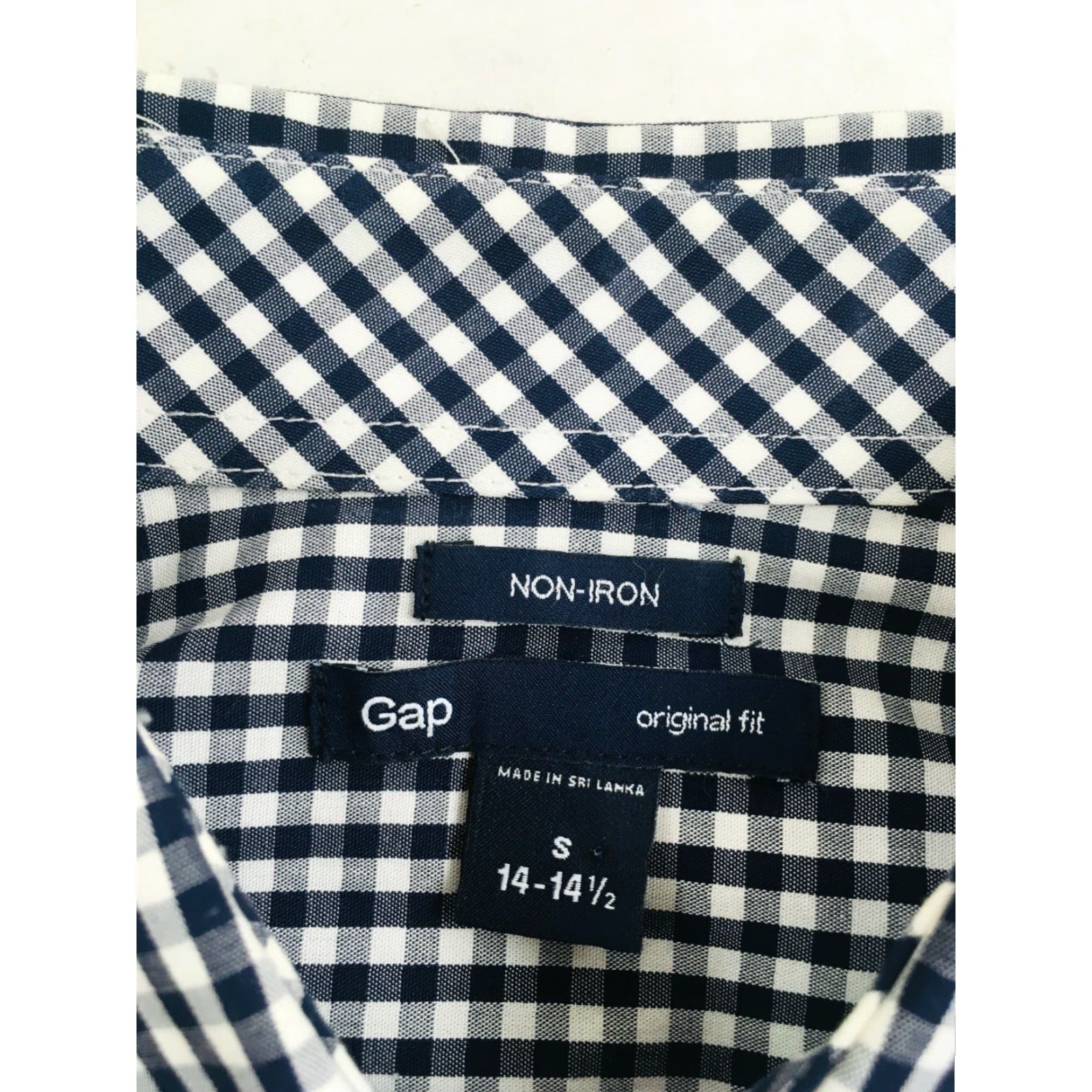 Gap Gap Shirt Men’s Size Small Navy Blue White Original Fit Button Up Check Shirt Mens Small 14-14.5 Non-Iron Regular Sleeve Long Collar-Down Vintage No Size US S / EU 44-46 / 1 - 6 Thumbnail