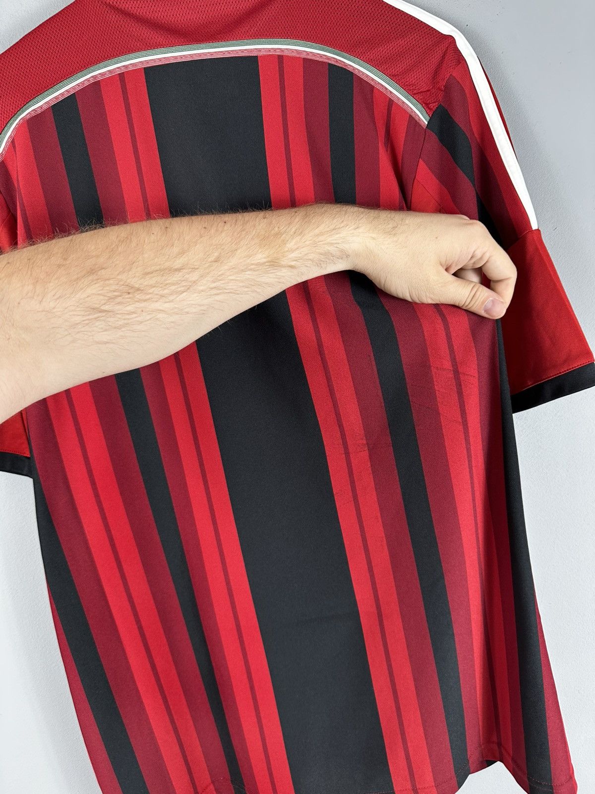 Adidas 2014-15 AC Milan adidas Home Shirt Size US L / EU 52-54 / 3 - 8 Thumbnail