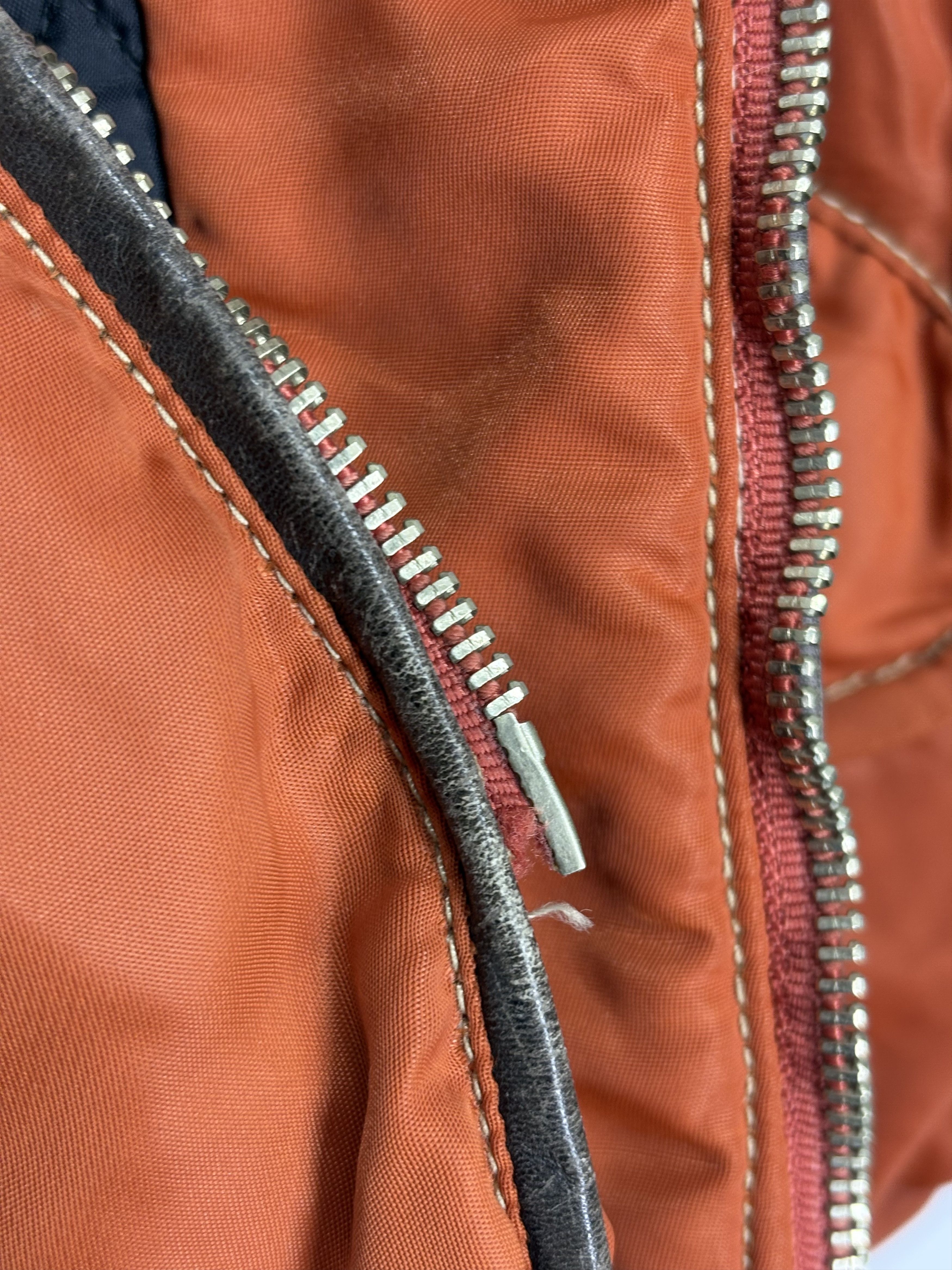 Diesel Diesel 80s Vintage Rare Orange Nylon Bomber Jacket Size US L / EU 52-54 / 3 - 19 Thumbnail