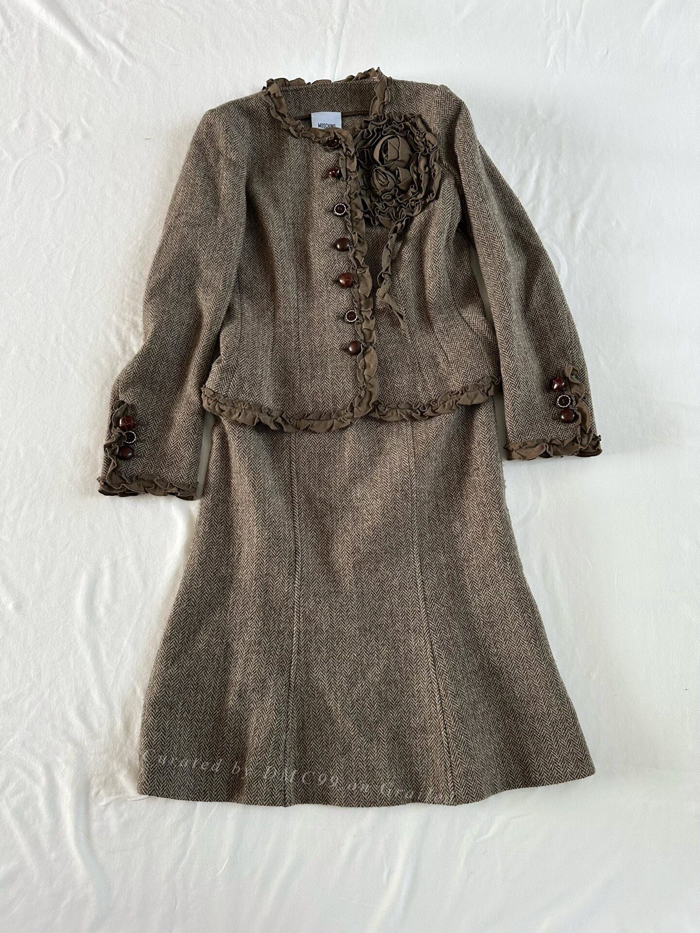 Moschino Moschino Vintage Top and Skirt Set Size S / US 4 / IT 40 - 1 Thumbnail