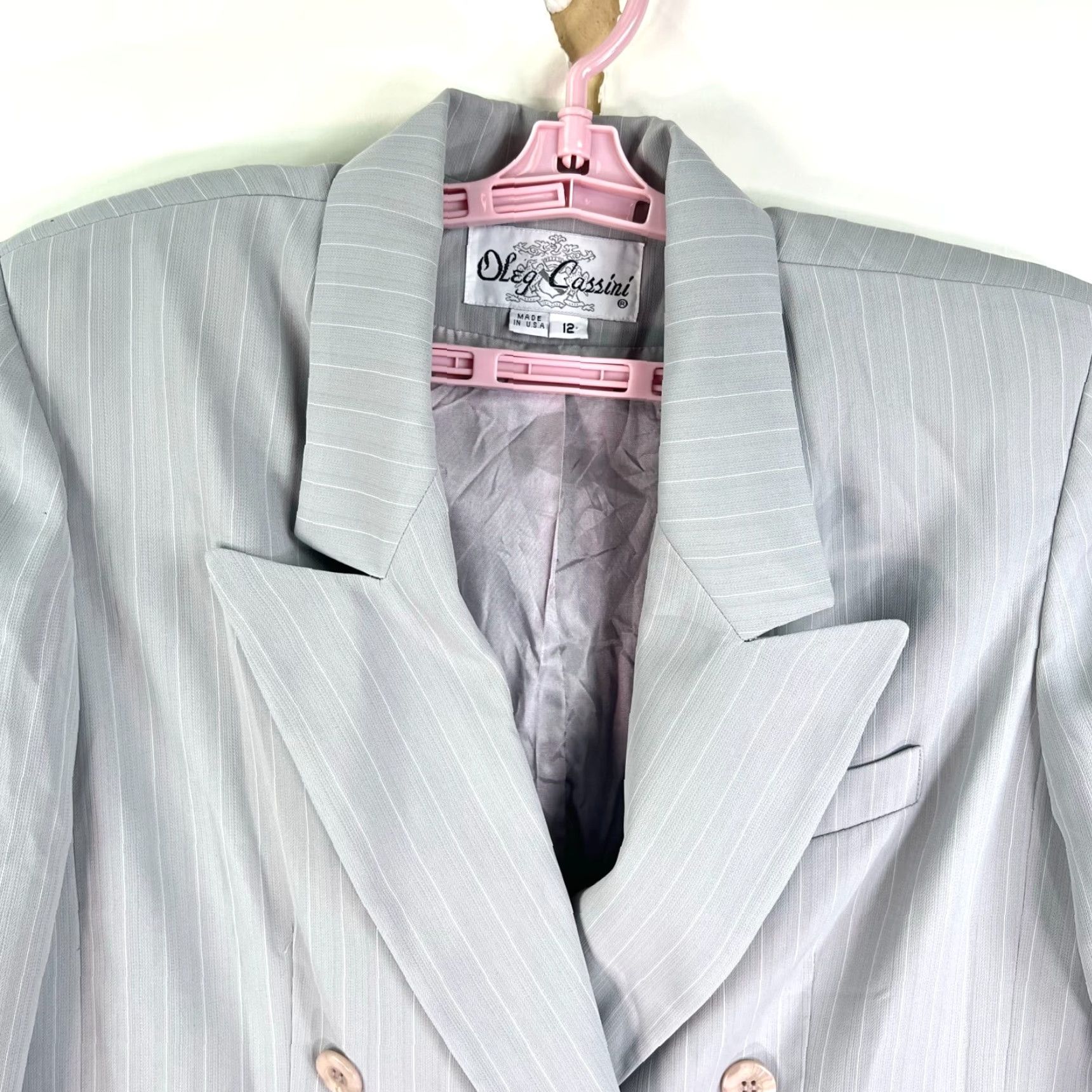 Oleg Cassini Oleg Cassini Blazer Woman Size 12 Gray Striped Double-Breasted Notch Lapel Oversized 42 Chest Long Sleeve Jacket Coat Size XL / US 12-14 / IT 48-50 - 2 Thumbnail