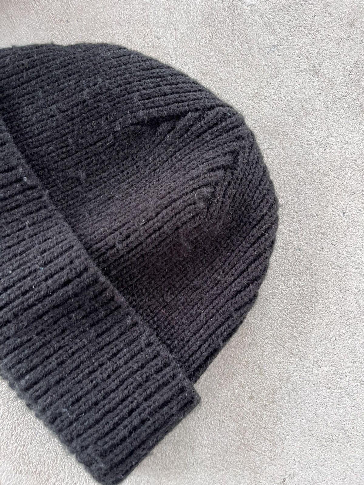 Dickies Vintage Dickies Black Beanie Hat Small Logo sk8 Avantgarde Size ONE SIZE - 8 Thumbnail