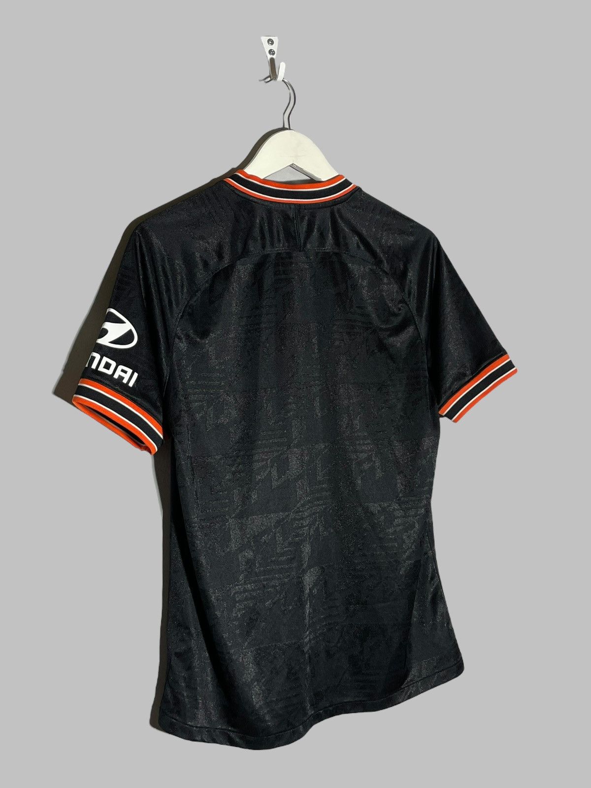 Chelsea Soccer Chelsea FC Nike 2019/20 Third Football Shirt Soccer Jersey Size US M / EU 48-50 / 2 - 8 Thumbnail
